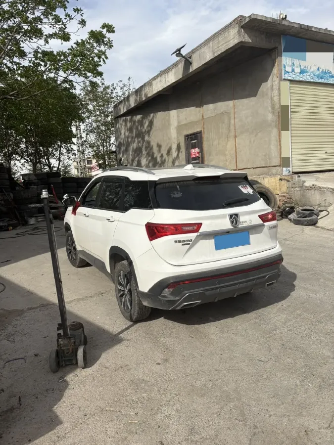 2018 BaoJun 530 1.5T 150HP L4 6MT,autocango,china used car exporter,china ev exporter,chinese used car exporter,chinese used ev exporter