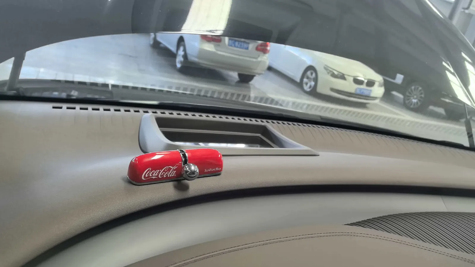 2024 Denza D9 1.5T 139HP L4 E-CVT PHEV 40KWH,autocango,china used car exporter,china ev exporter,chinese used car exporter,chinese used ev exporter