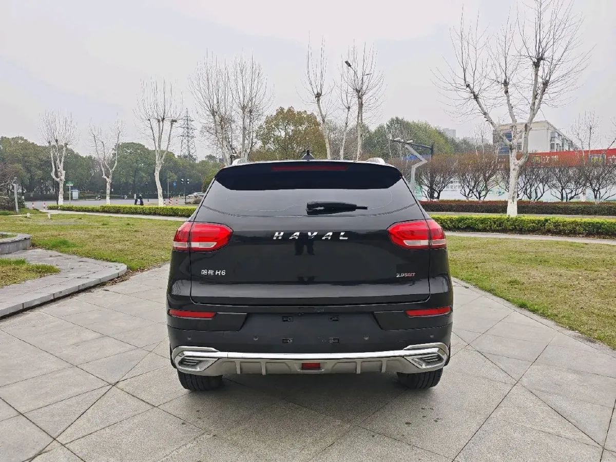 2021 Haval H6 2.0T 224HP L4 7DCT,autocango,china used car exporter,china ev exporter,chinese used car exporter,chinese used ev exporter