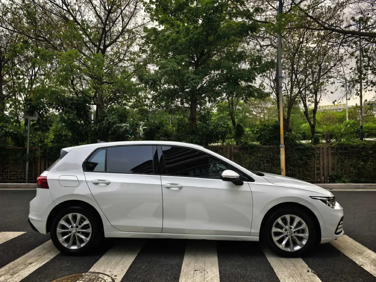 2021 Volkswagen Golf 1.2T 116HP L4 7DCT,autocango,china used car exporter,china ev exporter,chinese used car exporter,chinese used ev exporter