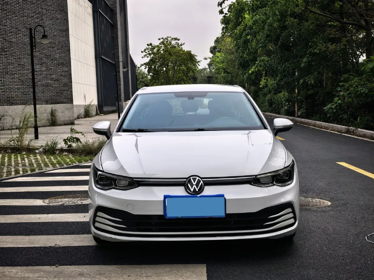 2021 Volkswagen Golf 1.2T 116HP L4 7DCT,autocango,china used car exporter,china ev exporter,chinese used car exporter,chinese used ev exporter