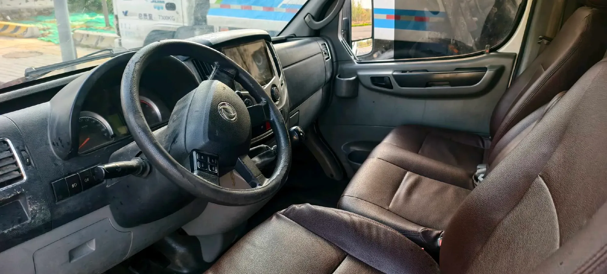 2020 DongFeng DFAC YuFeng 2.3T 110HP L4 6MT,autocango,china used car exporter,china ev exporter,chinese used car exporter,chinese used ev exporter