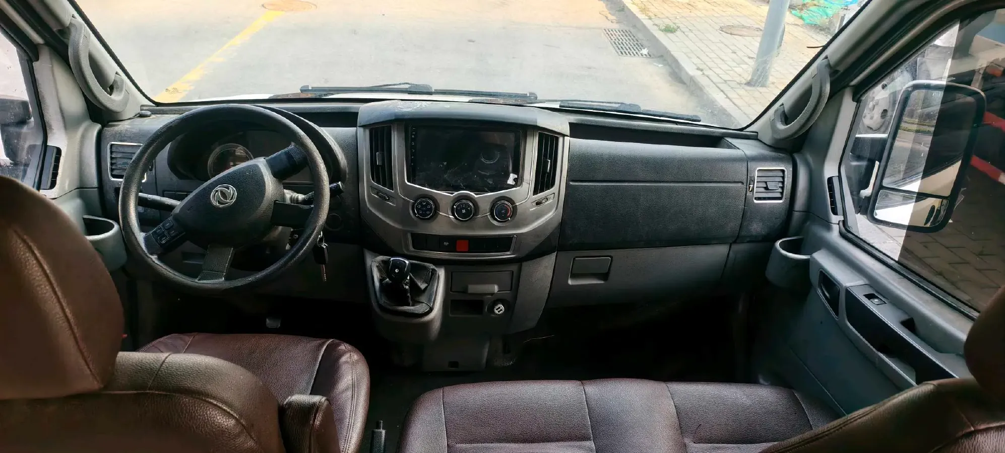 2020 DongFeng DFAC YuFeng 2.3T 110HP L4 6MT,autocango,china used car exporter,china ev exporter,chinese used car exporter,chinese used ev exporter