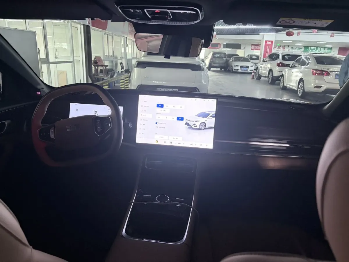 2025 Geely Galaxy A7 1.5L 112HP L4 1DHT PHEV,autocango,china used car exporter,china ev exporter,chinese used car exporter,chinese used ev exporter