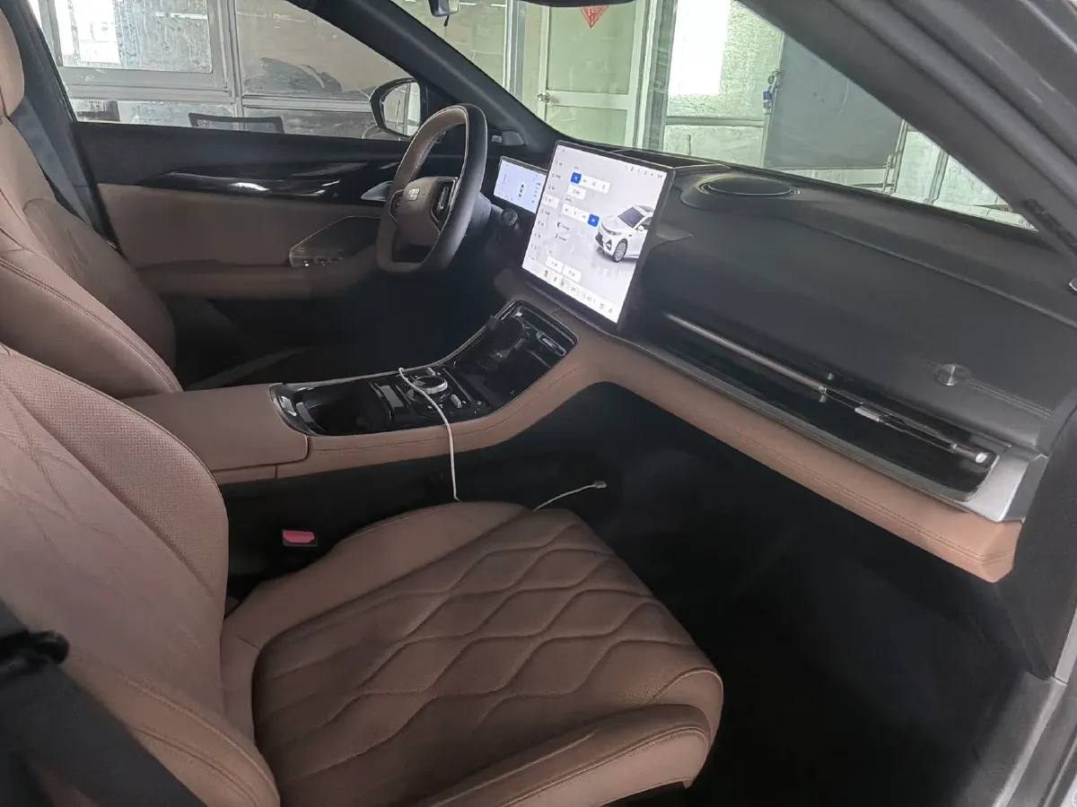 2025 Geely Galaxy A7 1.5L 112HP L4 1DHT PHEV,autocango,china used car exporter,china ev exporter,chinese used car exporter,chinese used ev exporter