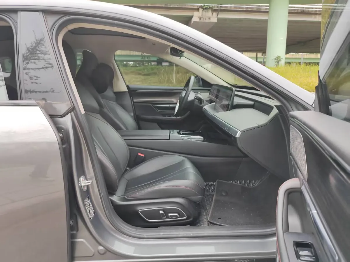 2021 Xpeng P7 BEV 60.2KWH,autocango,china used car exporter,china ev exporter,chinese used car exporter,chinese used ev exporter