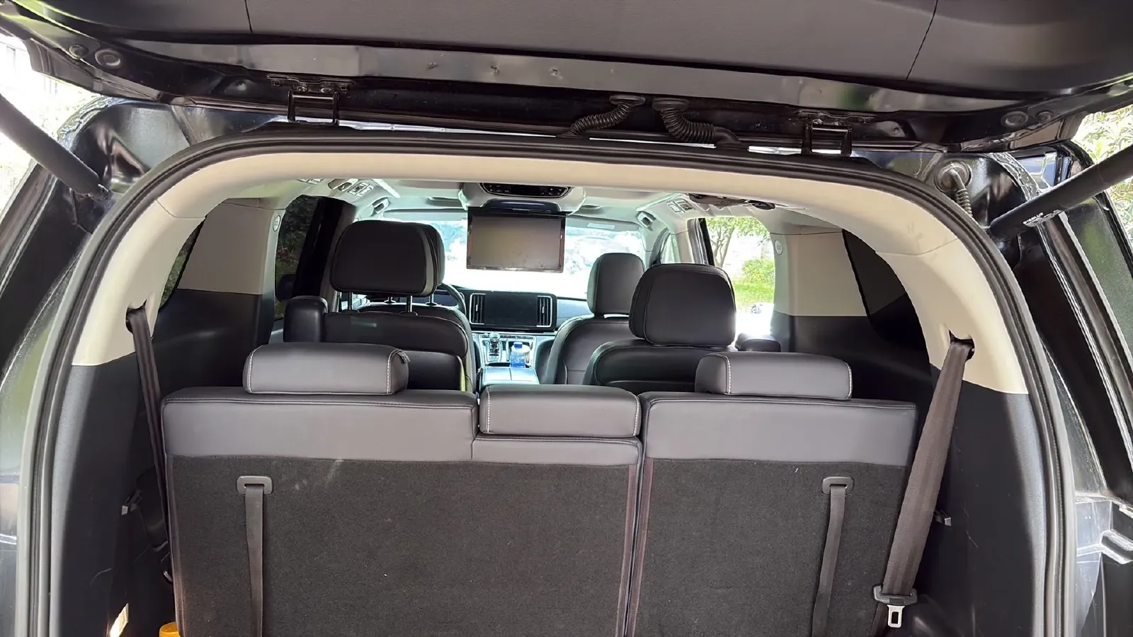 2021 GAC Trumpchi M8 2.0T 252HP L4 8AT,autocango,china used car exporter,china ev exporter,chinese used car exporter,chinese used ev exporter