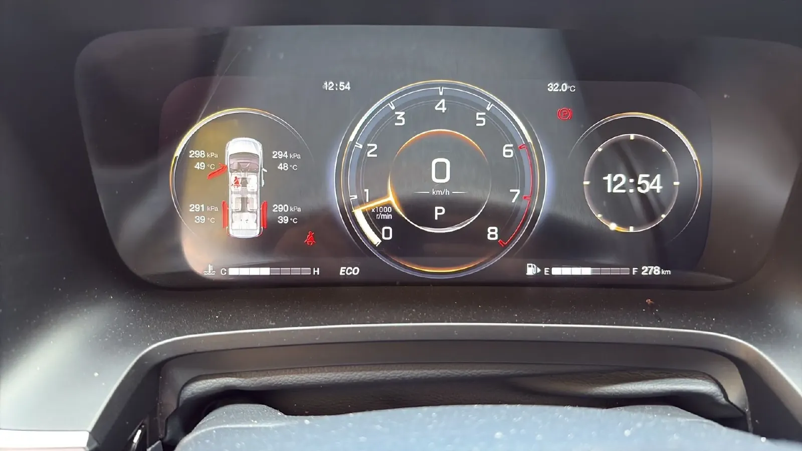 2021 GAC Trumpchi M8 2.0T 252HP L4 8AT,autocango,china used car exporter,china ev exporter,chinese used car exporter,chinese used ev exporter