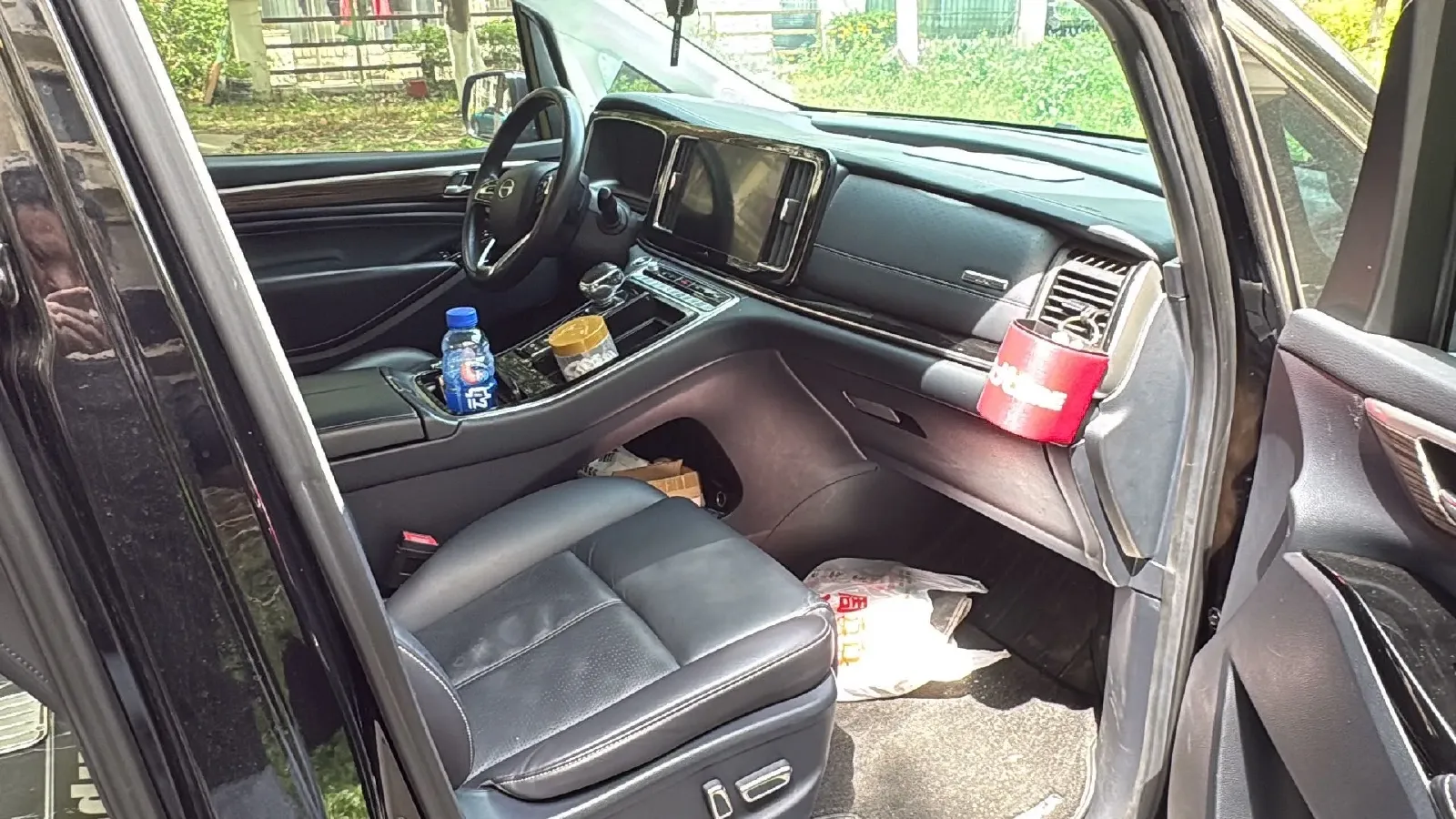 2021 GAC Trumpchi M8 2.0T 252HP L4 8AT,autocango,china used car exporter,china ev exporter,chinese used car exporter,chinese used ev exporter