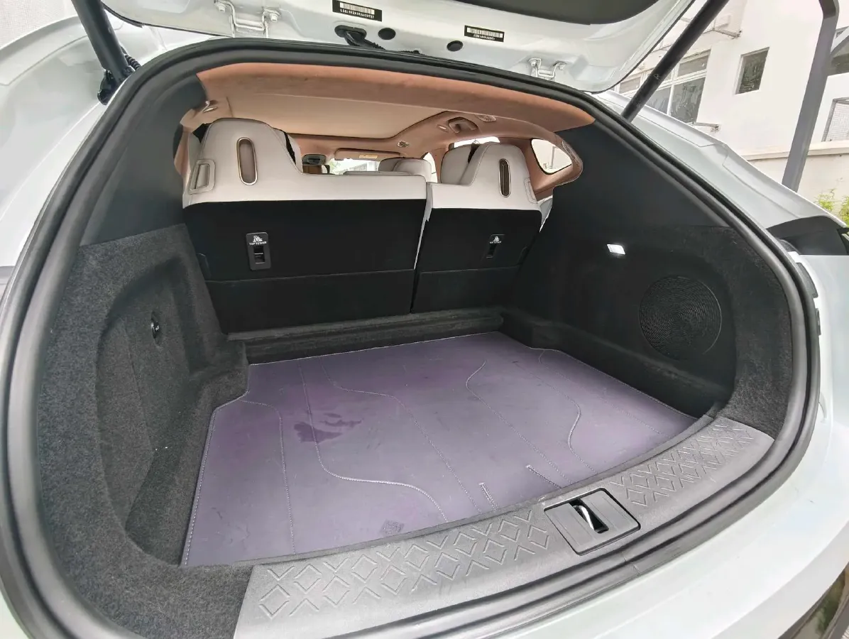 2024 Avatr 07 1.5T 156HP L4 REEV 39.05KWH,autocango,china used car exporter,china ev exporter,chinese used car exporter,chinese used ev exporter