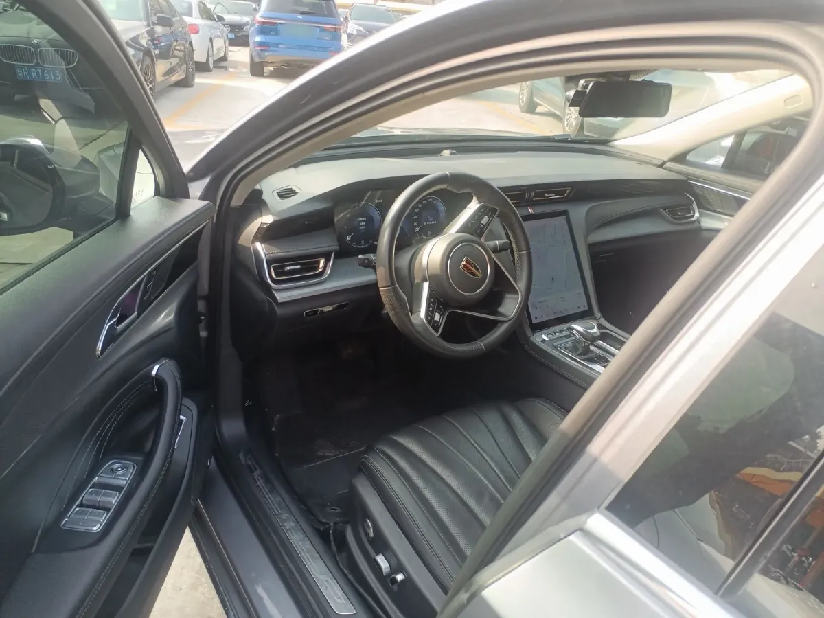 2023 HongQi H5 2.0T 224HP L4 8AT,autocango,china used car exporter,china ev exporter,chinese used car exporter,chinese used ev exporter