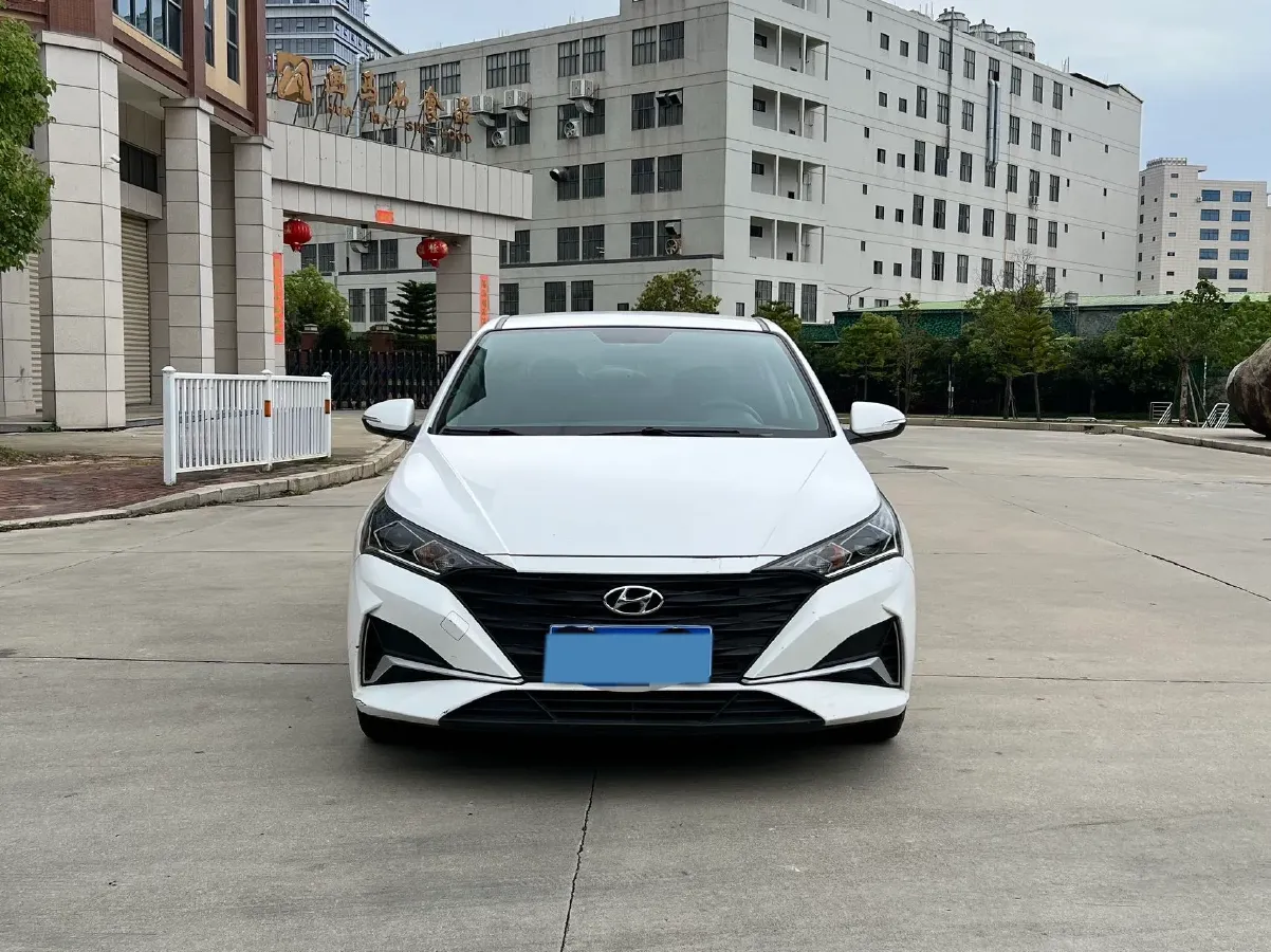 2020 Hyundai Verna 1.4L 100HP L4 6MT,autocango,china used car exporter,china ev exporter,chinese used car exporter,chinese used ev exporter