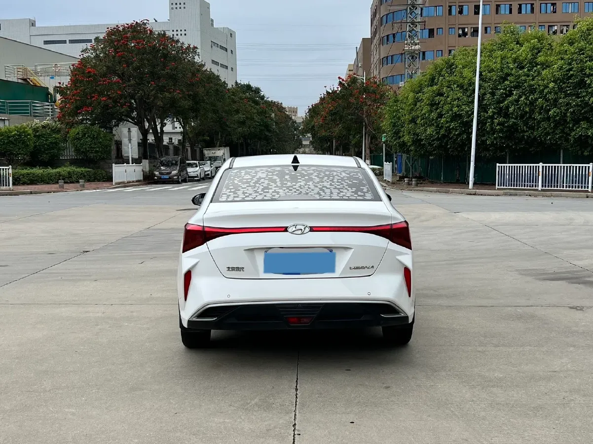 2020 Hyundai Verna 1.4L 100HP L4 6MT,autocango,china used car exporter,china ev exporter,chinese used car exporter,chinese used ev exporter