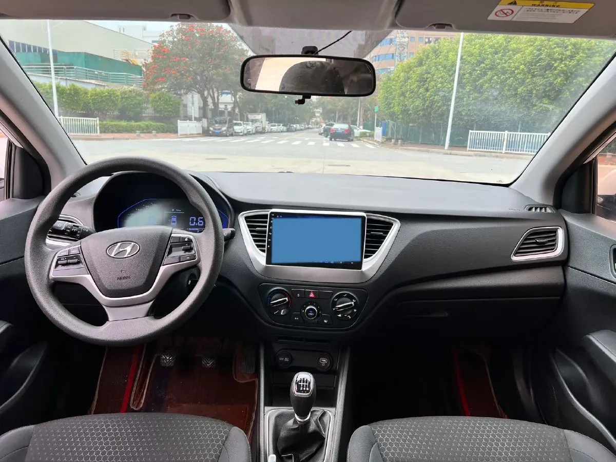 2020 Hyundai Verna 1.4L 100HP L4 6MT,autocango,china used car exporter,china ev exporter,chinese used car exporter,chinese used ev exporter