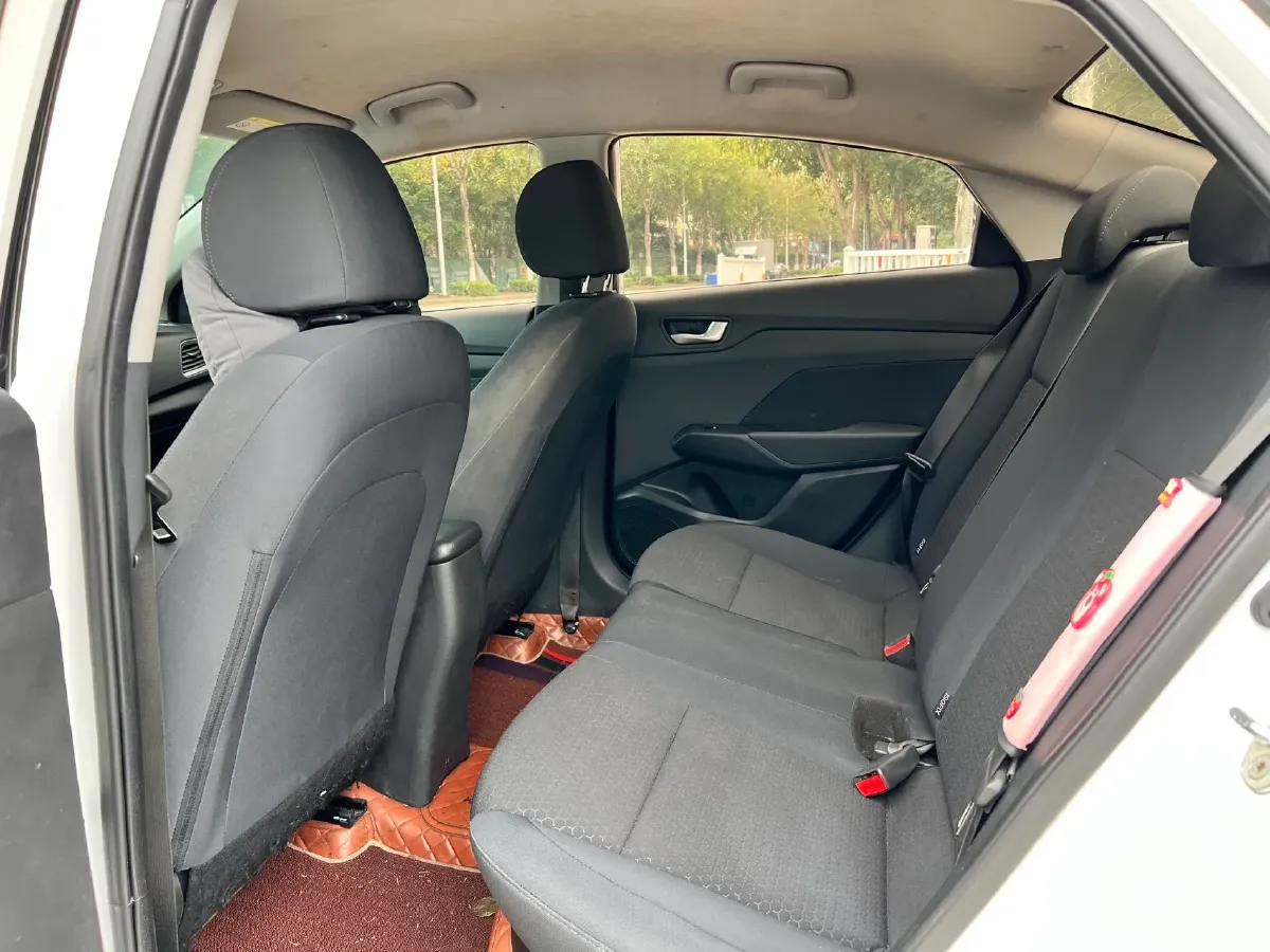 2020 Hyundai Verna 1.4L 100HP L4 6MT,autocango,china used car exporter,china ev exporter,chinese used car exporter,chinese used ev exporter