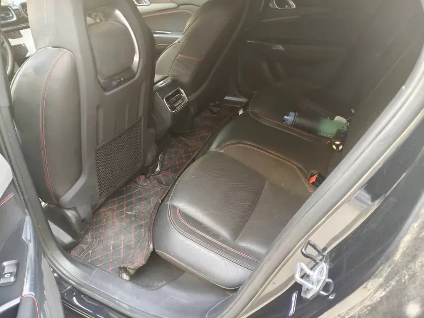 2018 Toyota C-HR 2.0L 171HP L4 CVT,autocango,china used car exporter,china ev exporter,chinese used car exporter,chinese used ev exporter