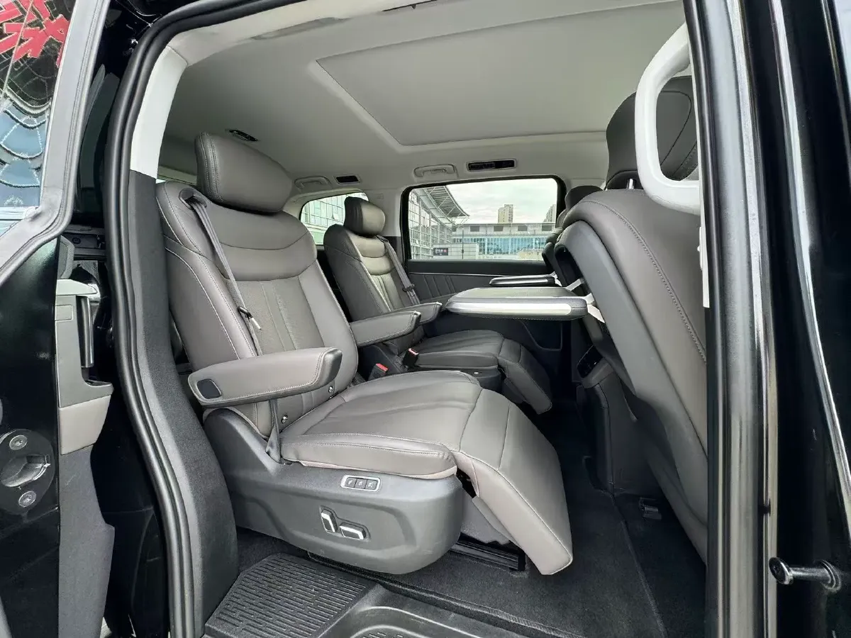 2024 MAXUS DaJia 7 1.5T 150HP L4 1DHT PHEV 39.7KWH,autocango,china used car exporter,china ev exporter,chinese used car exporter,chinese used ev exporter