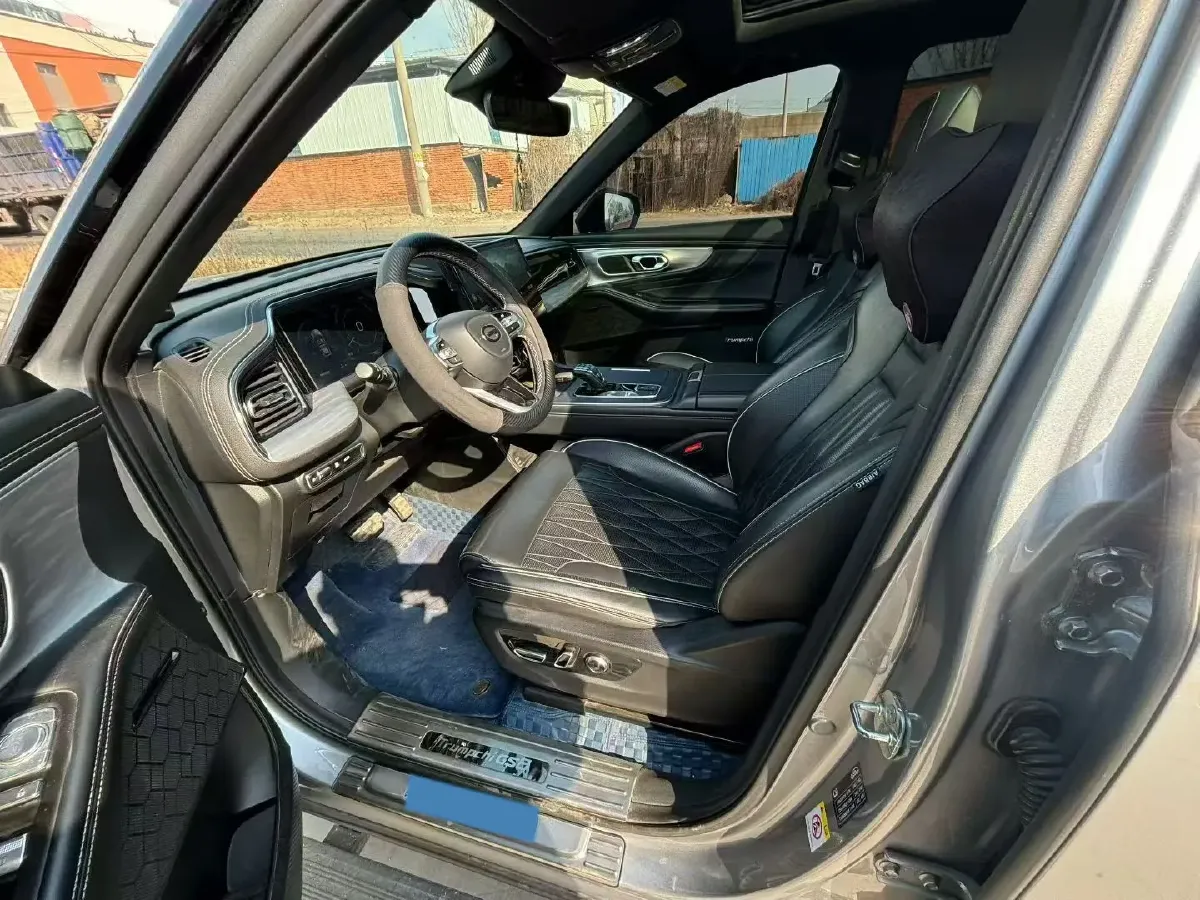 2022 GAC Trumpchi GS8 2.0T 252HP L4 8AT,autocango,china used car exporter,china ev exporter,chinese used car exporter,chinese used ev exporter