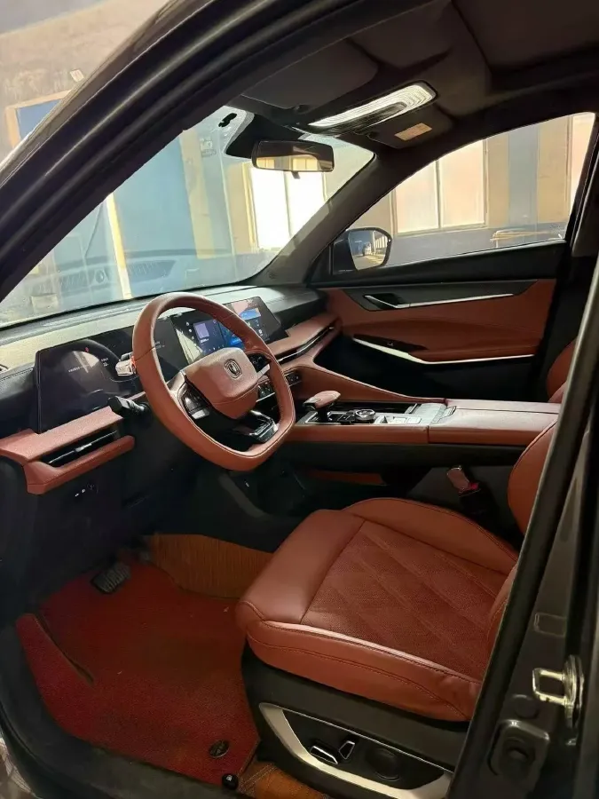 2023 ChangAn CS75 Plus 1.5T 188HP L4 8AT,autocango,china used car exporter,china ev exporter,chinese used car exporter,chinese used ev exporter