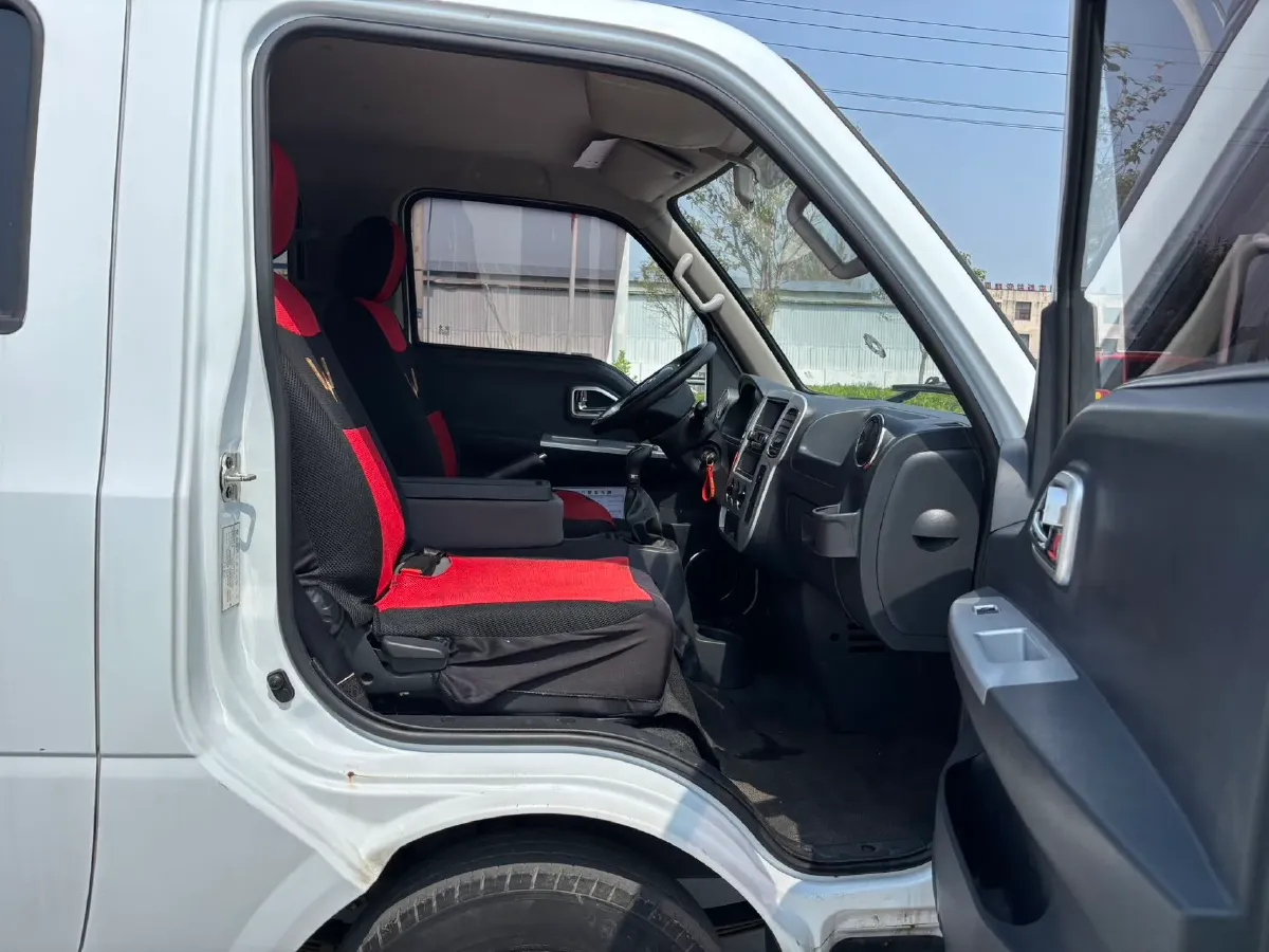 2019 ChangAn KuaYue New Leopard 3 1.6L 105HP L4 5MT,autocango,china used car exporter,china ev exporter,chinese used car exporter,chinese used ev exporter