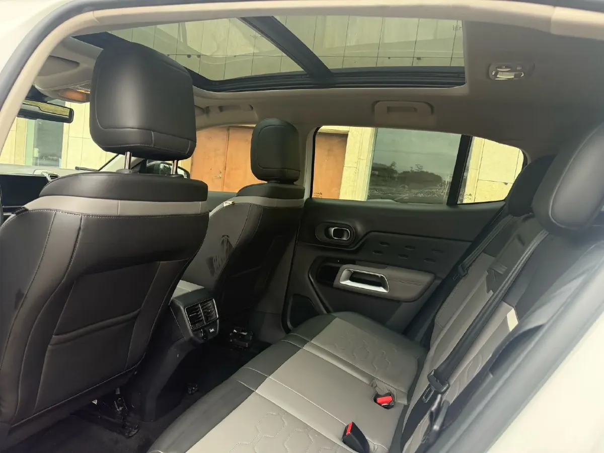 2020 Citroen C5 Aircross 1.6T 170HP L4 6AT,autocango,china used car exporter,china ev exporter,chinese used car exporter,chinese used ev exporter