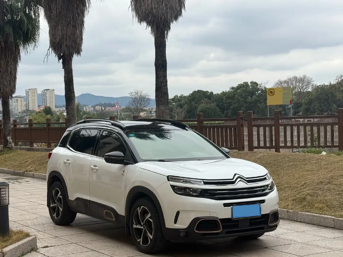 2020 Citroen C5 Aircross 1.6T 170HP L4 6AT,autocango,china used car exporter,china ev exporter,chinese used car exporter,chinese used ev exporter