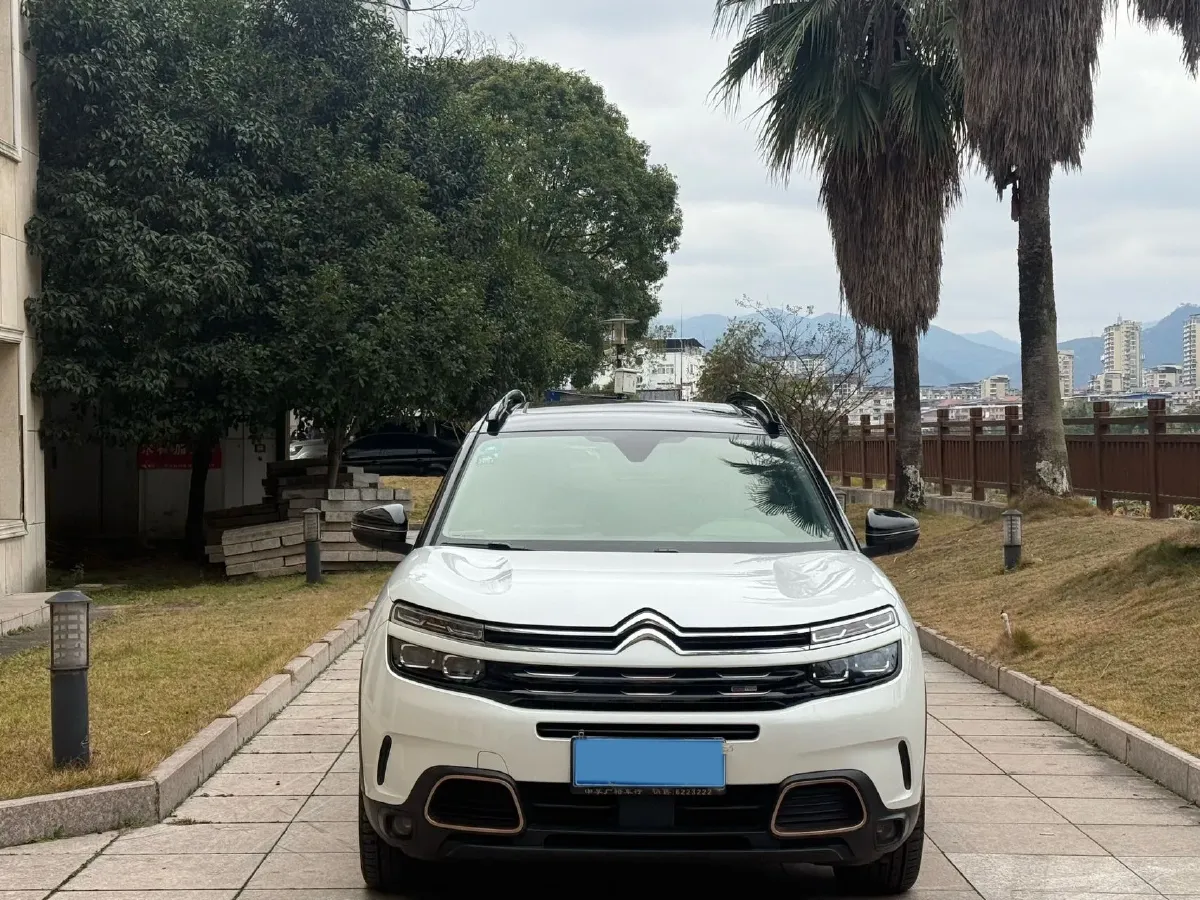 2020 Citroen C5 Aircross 1.6T 170HP L4 6AT,autocango,china used car exporter,china ev exporter,chinese used car exporter,chinese used ev exporter