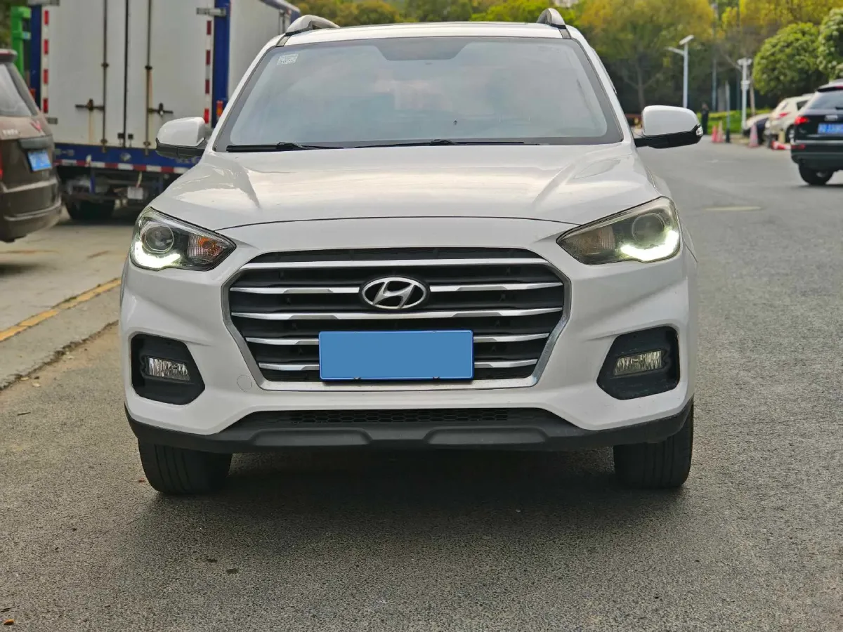2018 Hyundai ix35 2.0L 160HP L4 6AT,autocango,china used car exporter,china ev exporter,chinese used car exporter,chinese used ev exporter