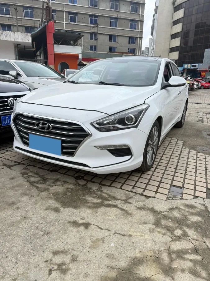 2019 Hyundai Mistra 1.6T 175HP L4 7DCT,autocango,china used car exporter,china ev exporter,chinese used car exporter,chinese used ev exporter