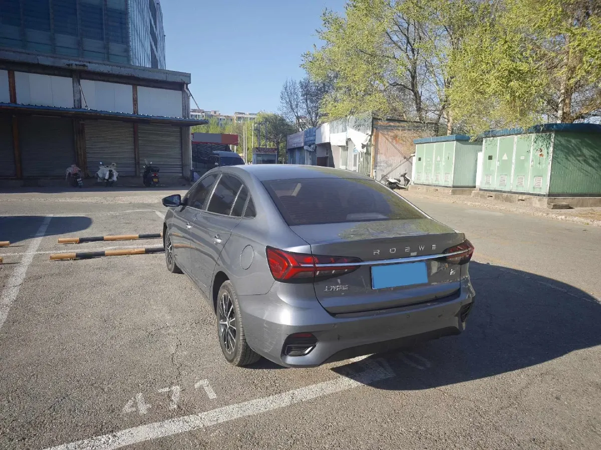 2021 Roewe i5 1.5L 120HP L4 CVT,autocango,china used car exporter,china ev exporter,chinese used car exporter,chinese used ev exporter