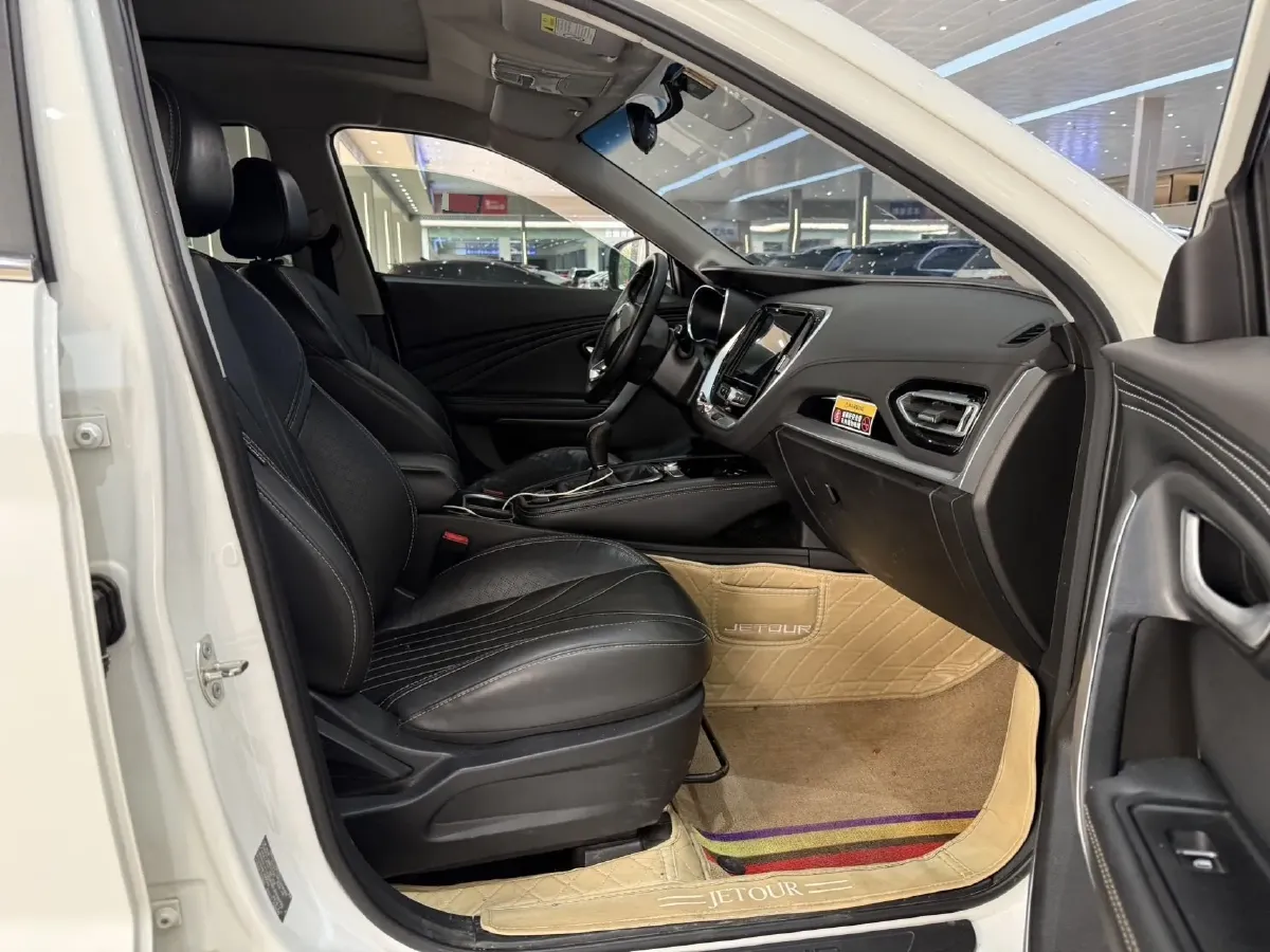 2018 SWM X7 1.8L 137HP L4 5MT,autocango,china used car exporter,china ev exporter,chinese used car exporter,chinese used ev exporter