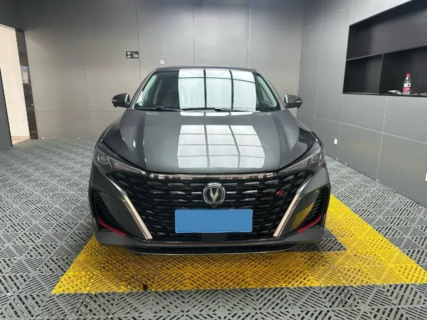 2020 ChangAn Eado 1.6L 128HP L4 5MT,autocango,china used car exporter,china ev exporter,chinese used car exporter,chinese used ev exporter