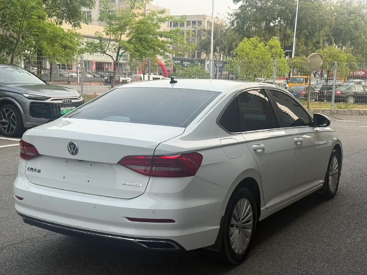 2018 Volkswagen Lavida 1.2T 116HP L4 7DCT,autocango,china used car exporter,china ev exporter,chinese used car exporter,chinese used ev exporter