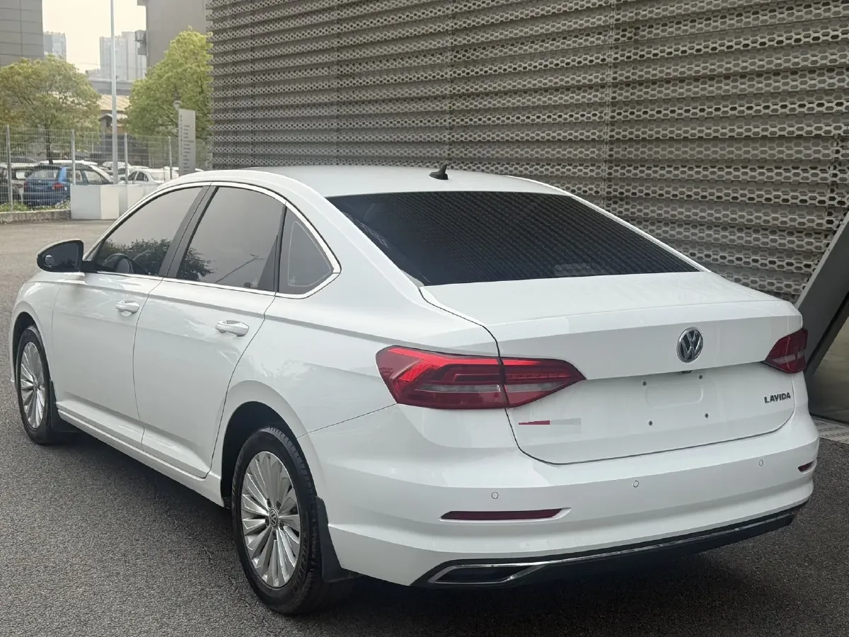 2018 Volkswagen Lavida 1.2T 116HP L4 7DCT,autocango,china used car exporter,china ev exporter,chinese used car exporter,chinese used ev exporter