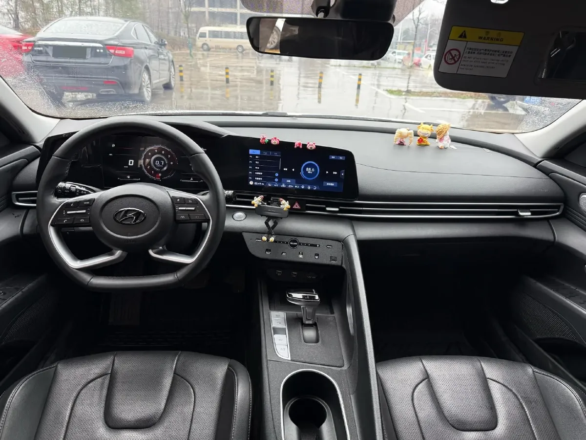 2022 Hyundai Elantra 1.5L 115HP L4 CVT,autocango,china used car exporter,china ev exporter,chinese used car exporter,chinese used ev exporter