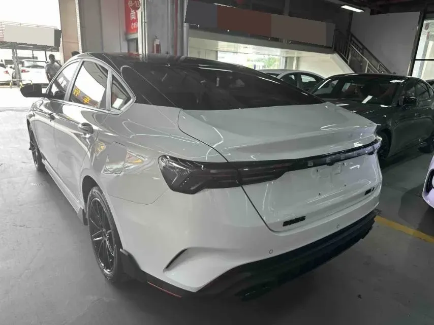 2022 Geely Binray 1.5T 181HP L4 7DCT,autocango,china used car exporter,china ev exporter,chinese used car exporter,chinese used ev exporter