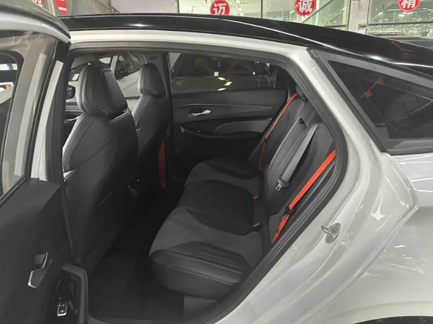 2022 Geely Binray 1.5T 181HP L4 7DCT,autocango,china used car exporter,china ev exporter,chinese used car exporter,chinese used ev exporter