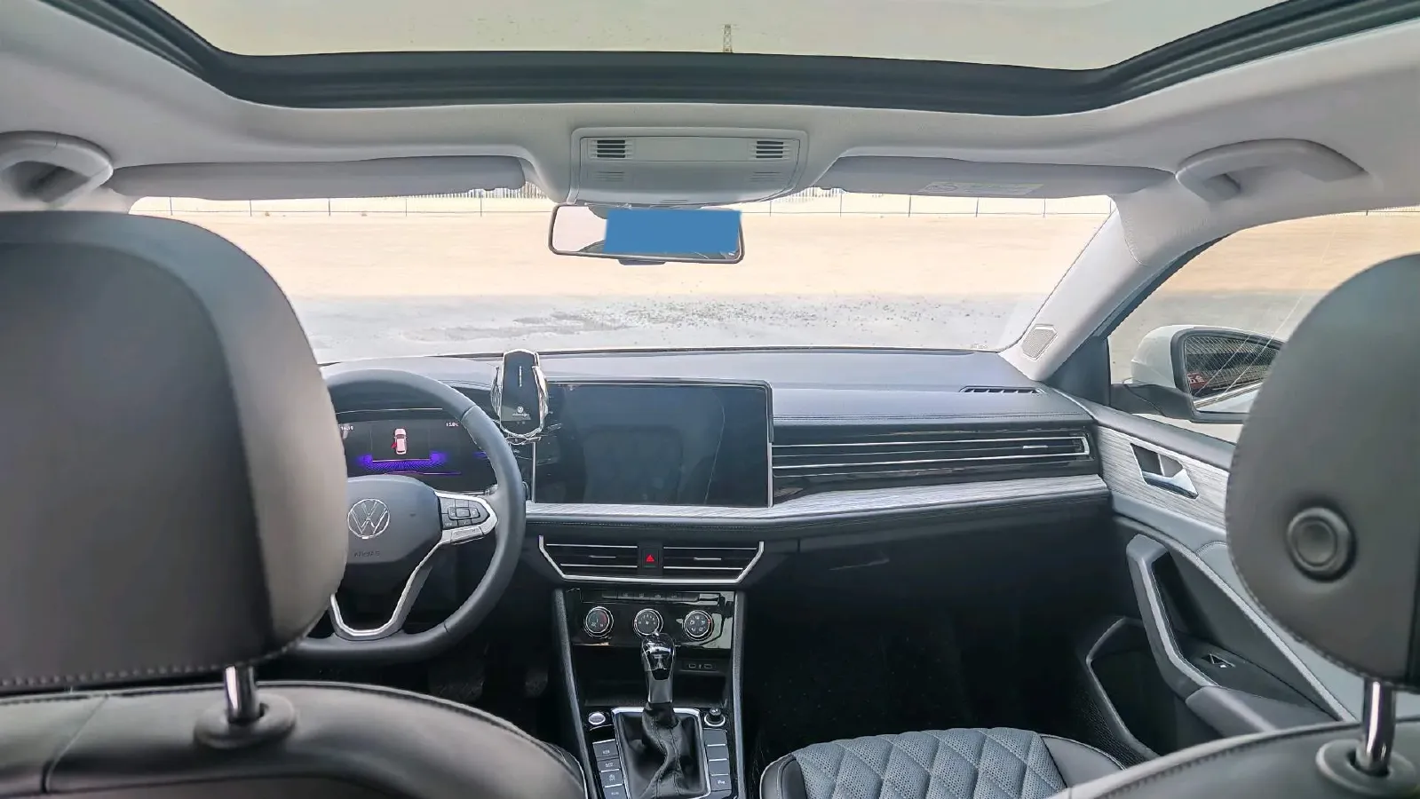 2025 Volkswagen Sagitar 1.5T 160HP L4 7DCT,autocango,china used car exporter,china ev exporter,chinese used car exporter,chinese used ev exporter