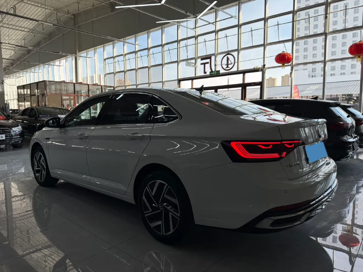 2023 Volkswagen Sagitar 1.4T 150HP L4 7DCT,autocango,china used car exporter,china ev exporter,chinese used car exporter,chinese used ev exporter