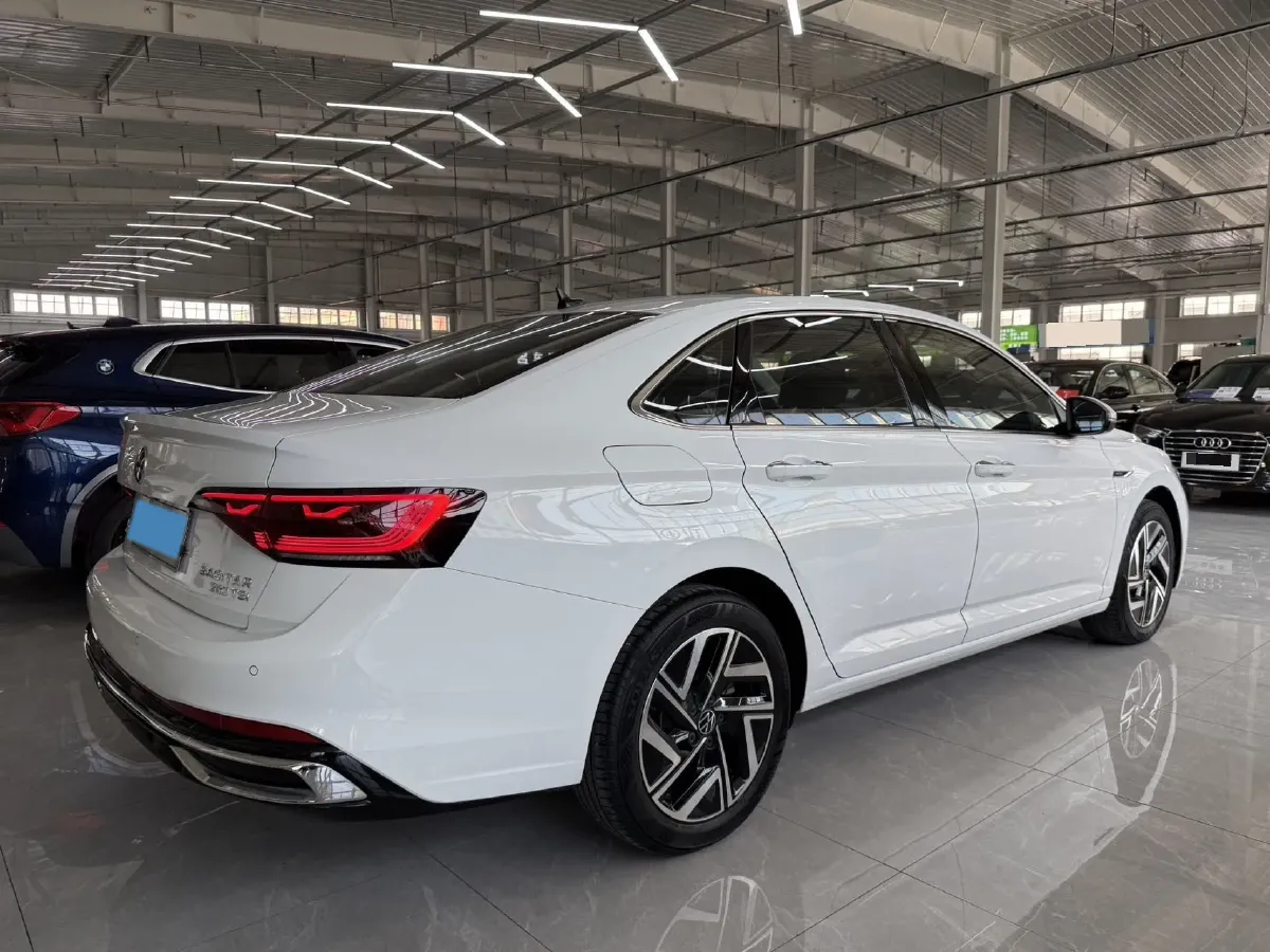 2023 Volkswagen Sagitar 1.4T 150HP L4 7DCT,autocango,china used car exporter,china ev exporter,chinese used car exporter,chinese used ev exporter