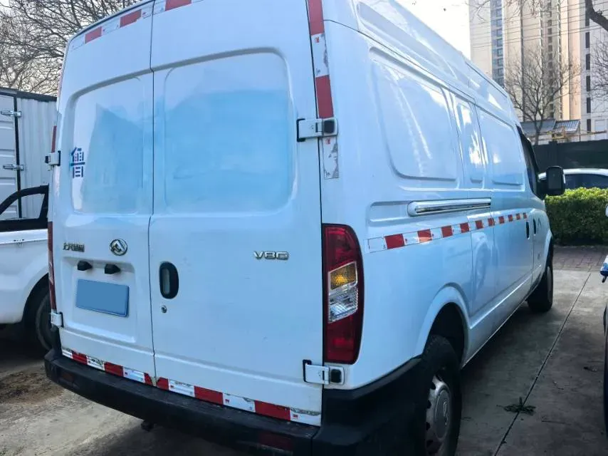 2021 MAXUS XinTu V80 2.0T 139HP L4 6MT,autocango,china used car exporter,china ev exporter,chinese used car exporter,chinese used ev exporter