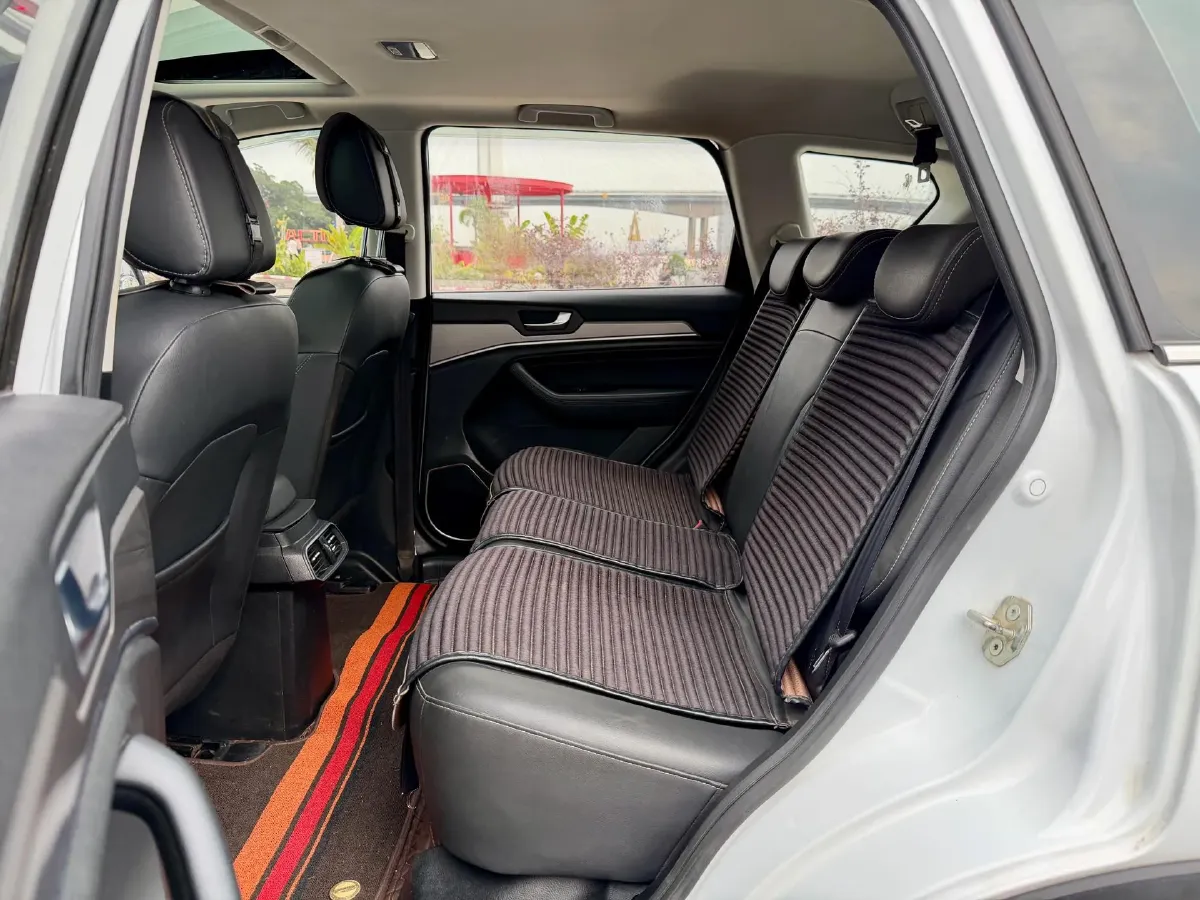 2021 Iveco DeYi 2.5T 122HP L4 5MT,autocango,china used car exporter,china ev exporter,chinese used car exporter,chinese used ev exporter