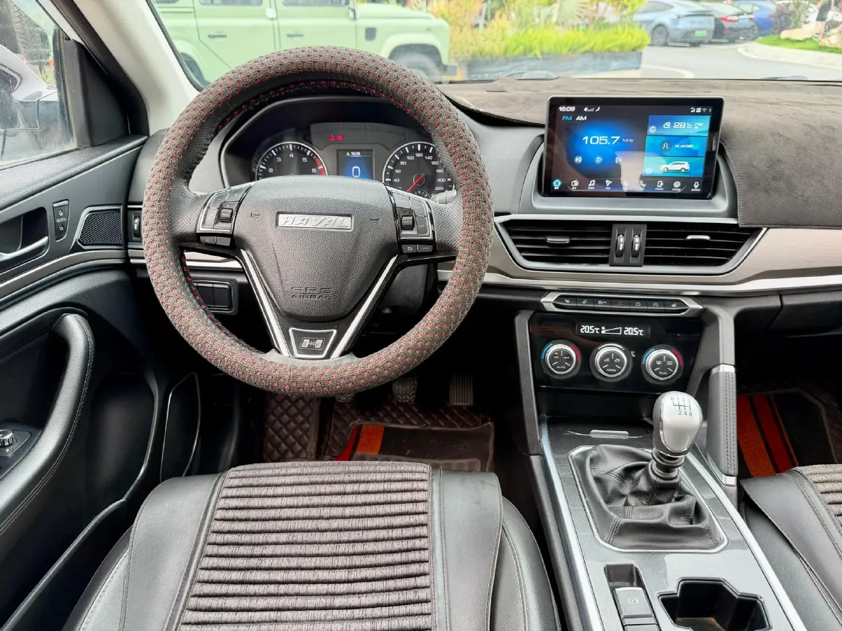 2021 Iveco DeYi 2.5T 122HP L4 5MT,autocango,china used car exporter,china ev exporter,chinese used car exporter,chinese used ev exporter