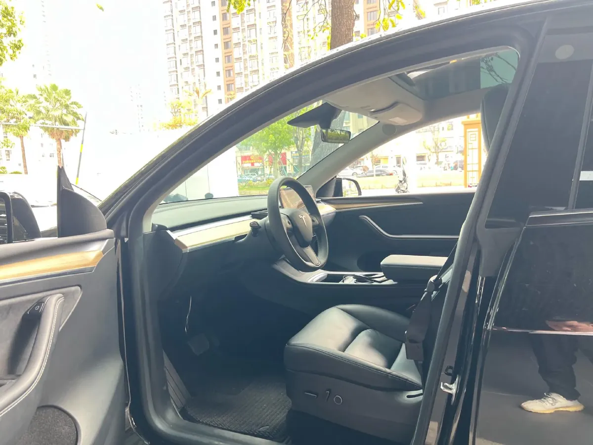 2022 Tesla Model Y BEV 60KWH,autocango,china used car exporter,china ev exporter,chinese used car exporter,chinese used ev exporter