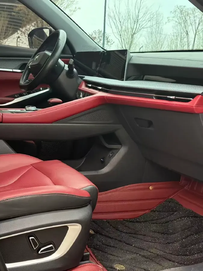 2022 ChangAn CS75 Plus 1.5T 188HP L4 8AT,autocango,china used car exporter,china ev exporter,chinese used car exporter,chinese used ev exporter