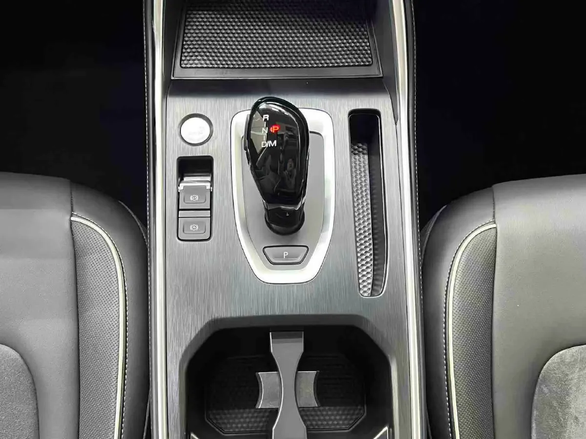 2023 Haval H6 1.5T 150HP L4 7DCT,autocango,china used car exporter,china ev exporter,chinese used car exporter,chinese used ev exporter