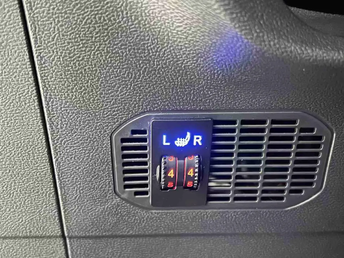 2023 Haval H6 1.5T 150HP L4 7DCT,autocango,china used car exporter,china ev exporter,chinese used car exporter,chinese used ev exporter