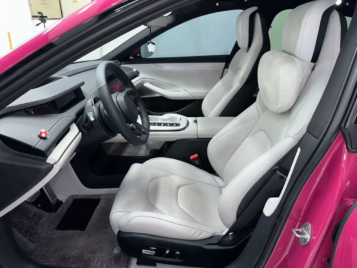 2024 MI SU7 BEV 101KWH,autocango,china used car exporter,china ev exporter,chinese used car exporter,chinese used ev exporter