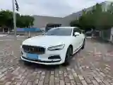 2024 Volvo S90 2.0T 250HP L4 8AT