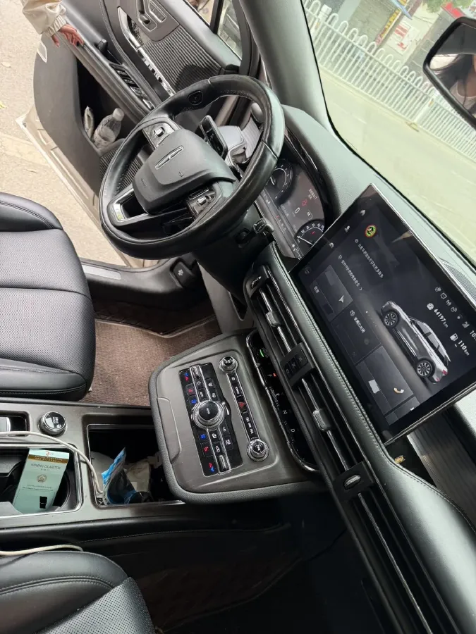 2021 Lincoln Corsair 2.0T 245HP L4 8AT,autocango,china used car exporter,china ev exporter,chinese used car exporter,chinese used ev exporter